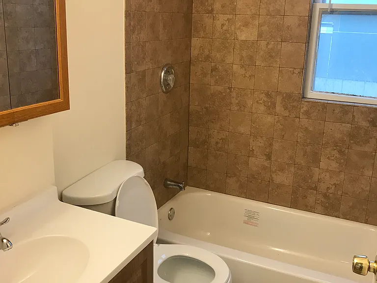805 Merrimack St #3 — Photo 6