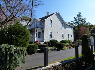 39 Valley Rd FLOOR 1, Cos Cob, CT 06807