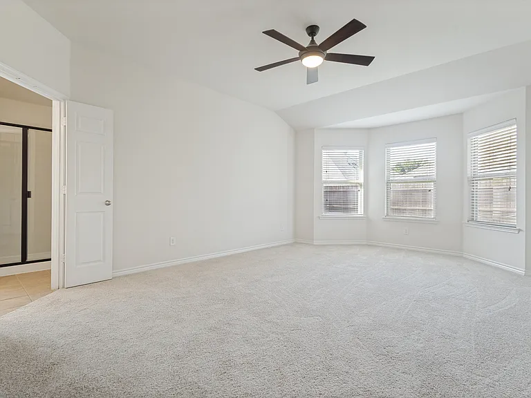 1212 Villa Paloma Blvd — Photo 15