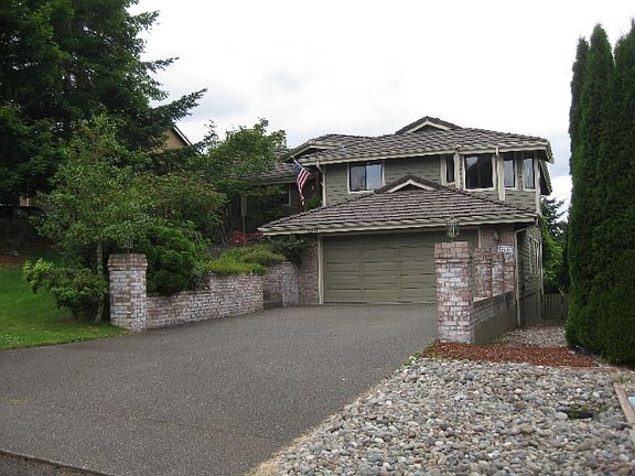 4th image of 3203 Woodland Dr SW