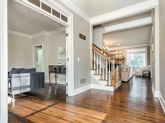 3rd image of 9495 Nesbit Lakes Dr