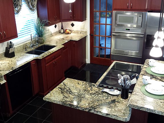 4th image of 504 Wilmoore Ct