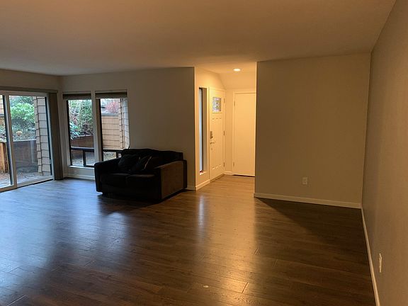 5th image of 11414 NE 128th St APT 78