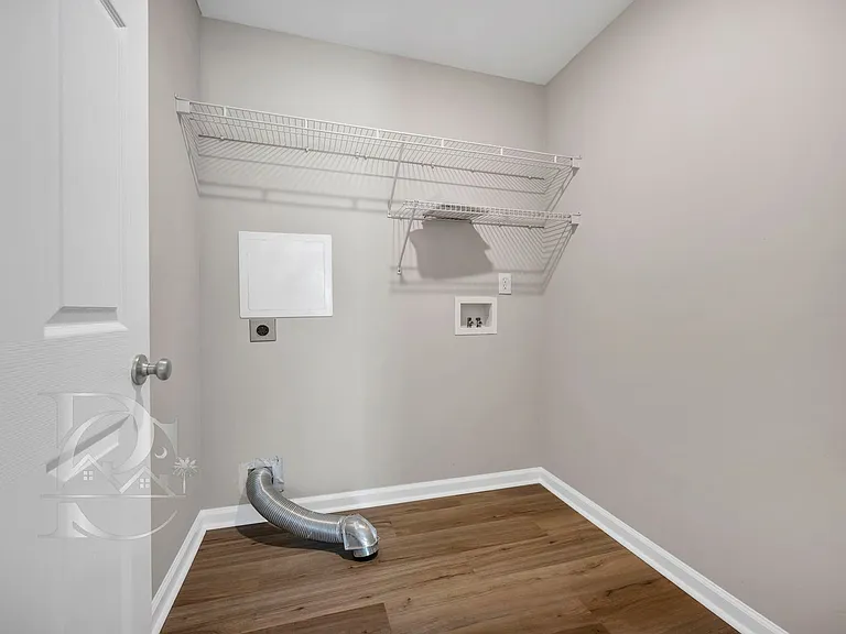 1039 Glencroft Dr — Photo 25
