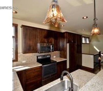 5th image of 2059 Vineyard Dr