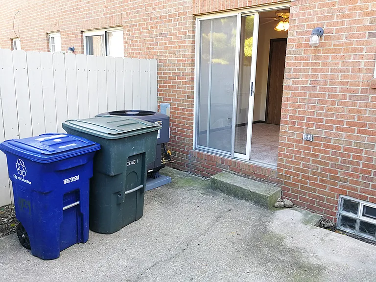 1315 Palmer House Ct — Photo 17