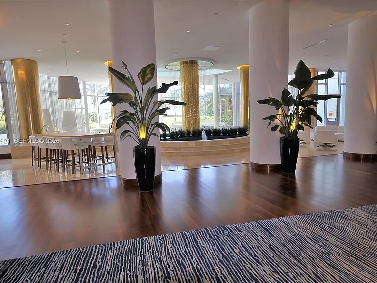 5161 Collins Ave #518 — Photo 13