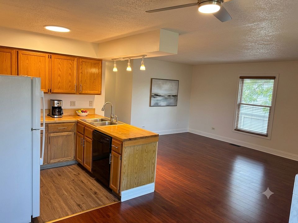 2nd image of 1310 Inverrary Ln