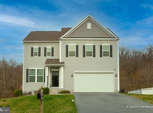 271 Chickamauga Dr, Harpers Ferry, WV 25425