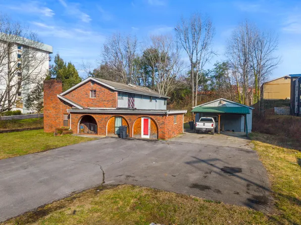 223 Sharon Dr, Pigeon Forge, TN 37863