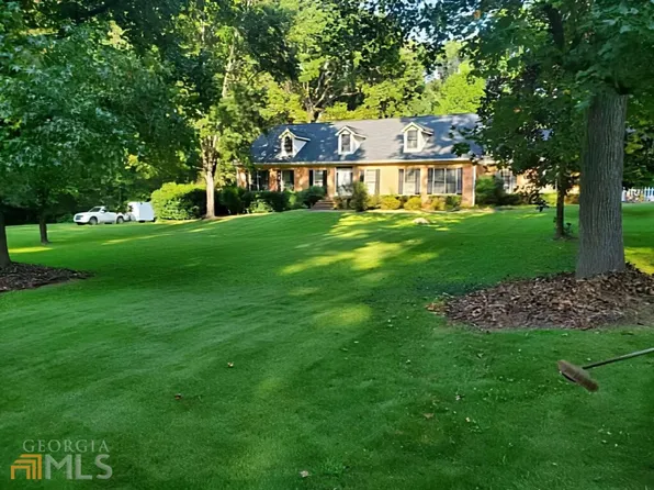 145 Gum Creek Cir, Oxford, GA 30054