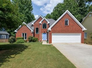 380 Thornbush Trce, Lawrenceville, GA