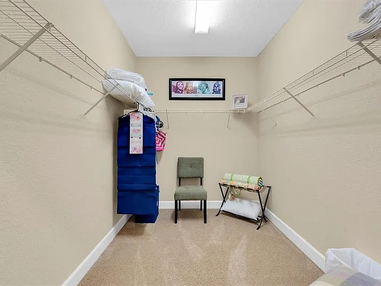 300 Capri Blvd #6 — Photo 27