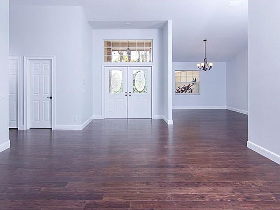 5th image of 8683 Woodbriar Dr