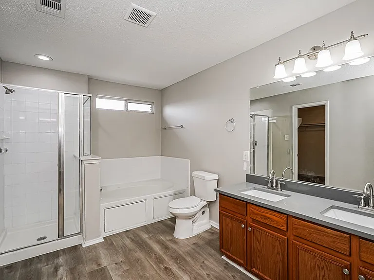 2036 Silverado Dr — Photo 13