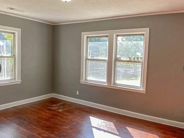 1654 E McLemore Ave — Photo 4