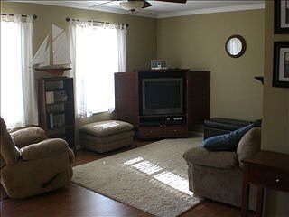 2nd image of 112 White Willow Ct