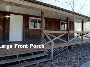 8025 S Panther Creek Rd, Gillespie, IL 62069