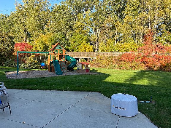 4th image of 53891 Lynnham Ln