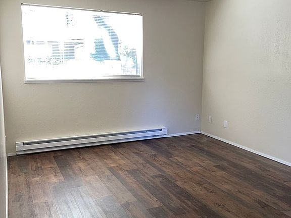 4th image of 4014-4040 Arleta Ave NE #4014