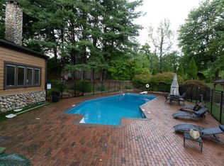 241 Chapel Hill Rd, Lloyd, NY 12528