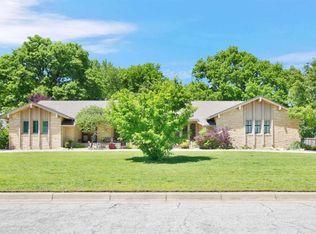 8600 E Tipperary St, Wichita, KS 67206