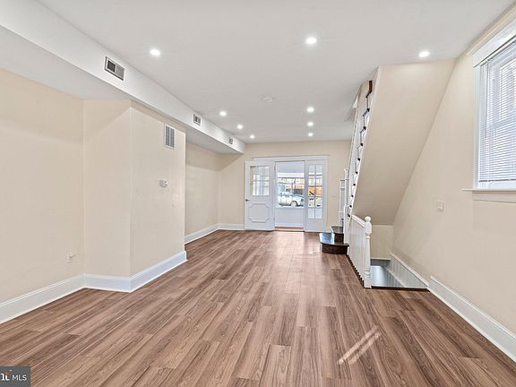 4th image of 6441 Torresdale Ave