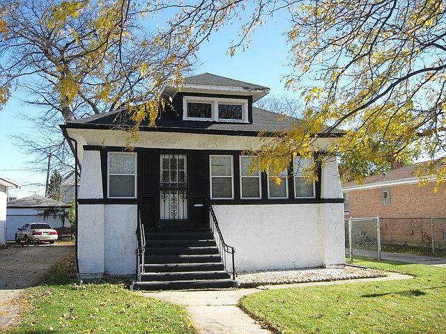 1st image of 119 S 18th Ave