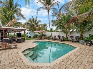 1521 Venus Ave, Jupiter, FL 33469