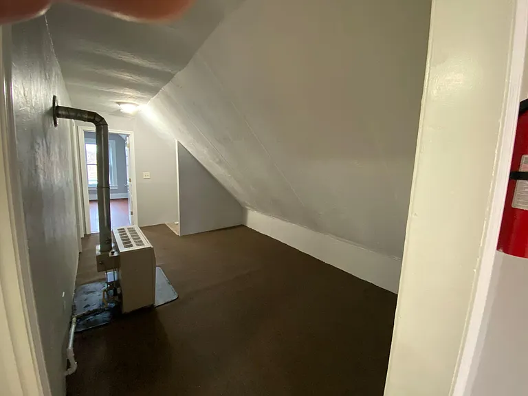 146 Charles St — Photo 10