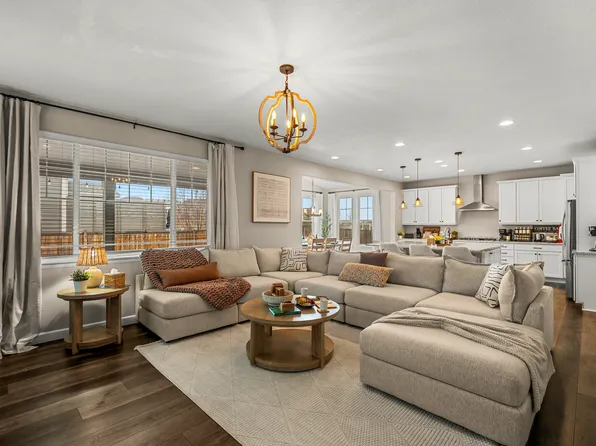 970 White Leaf Cir, Castle Rock, CO 80108