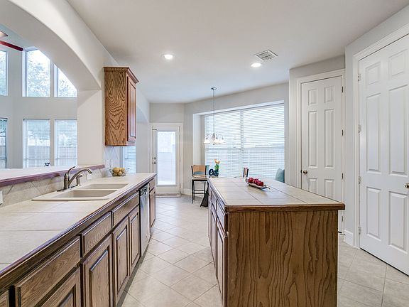 6908-cabbot-ct-plano-tx-High-Res-38.jpg