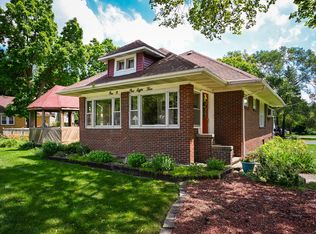 1N185 Main St, Glen Ellyn, IL 60137