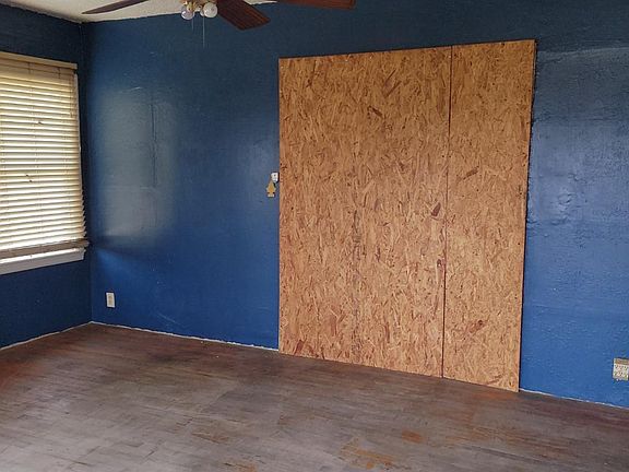 3rd image of 1731 Magazine Street