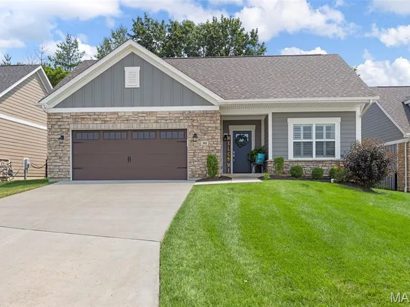392 Magnolia Blossom Ct, Saint Charles, MO 63304