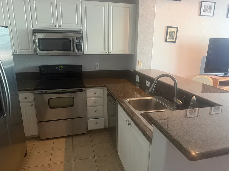 4175 Executive Dr #406G — Photo 10