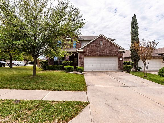 2nd image of 240 Desert Quail Ln