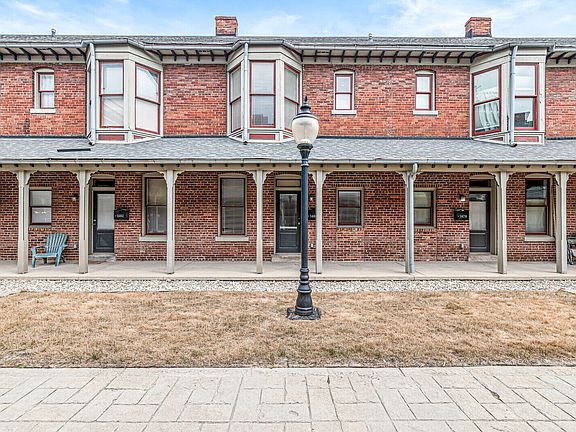 2nd image of 1480 N Illinois St #4