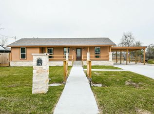 3200 Hoover St, La Marque, TX 77568