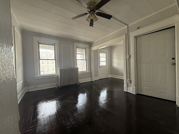 3rd image of 484 Washington Ave APT 2