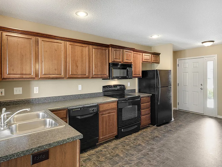 Bennington Park Townhomes — Photo 74