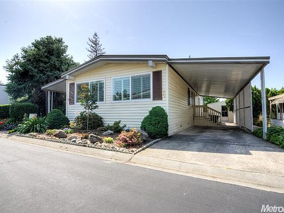 2nd image of 282 Northwood Dr