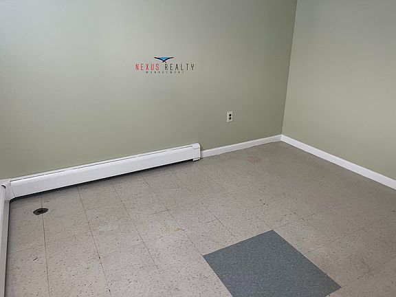 3rd image of 21-58 41st St #Basement