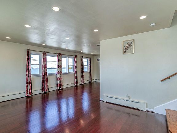 5th image of 673 N Dover Ave