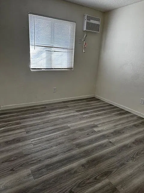 2 bed, 720 sqft, $1,850 — Photo 4