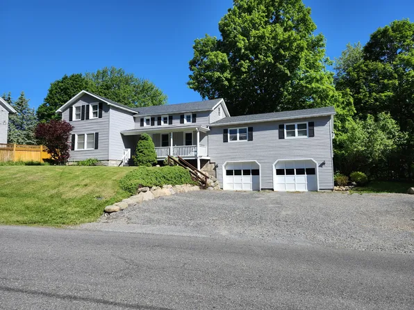 829 Crow Hill Rd, Skaneateles, NY 13152