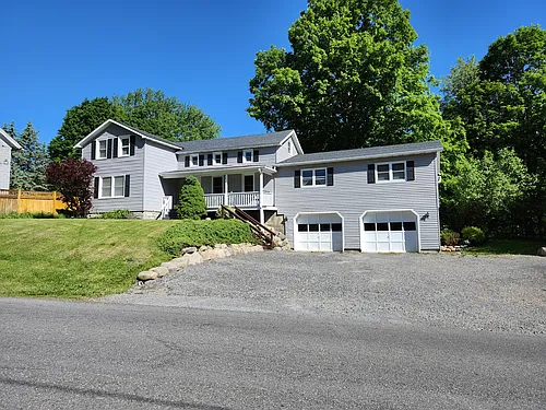 829 Crow Hill Rd Photo 1