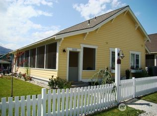 106 Bootlegger Ln, Oroville, WA 98844