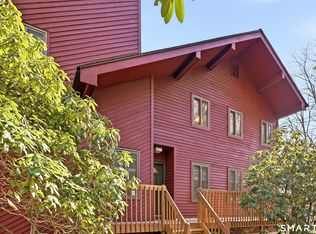136 Hoyts Hill, Bethel, CT 06801