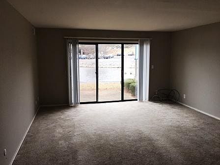 5th image of 701 Wiggens Ferry Dr #B